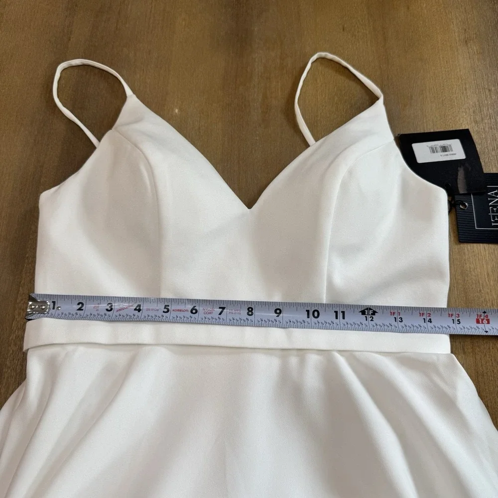 Mac Duggal 48855 Size 6 White‎ V-Neck A-Line Gown - Picture 5 of 12